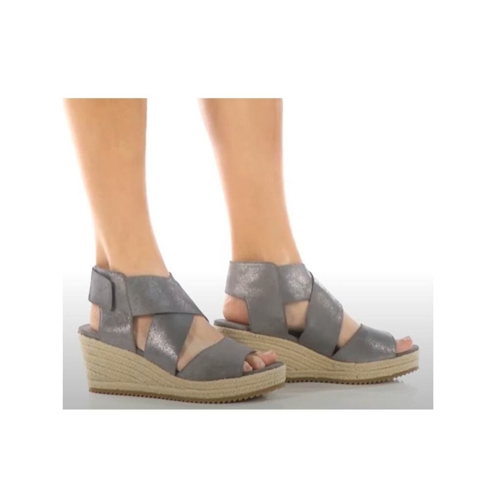 EILEEN FISHER Wedge Heel Sandals Size 8 Silver Metallic Suede Espadrille Comfort